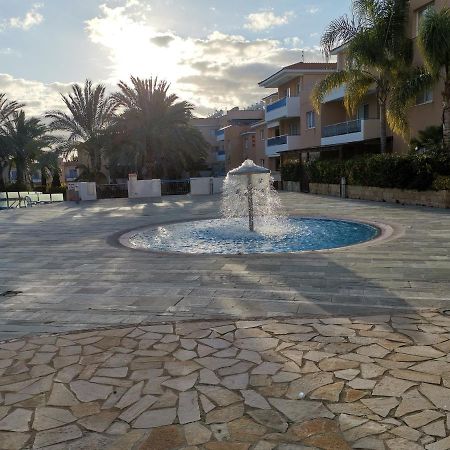 Iris Village, Near Kings Avenue Mall - By Imh Travel & Tours Paphos Eksteriør bilde