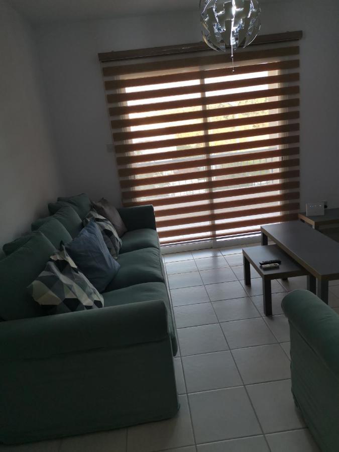 Iris Village, Near Kings Avenue Mall - By Imh Travel & Tours Paphos Eksteriør bilde