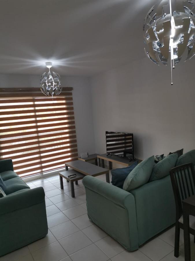 Iris Village, Near Kings Avenue Mall - By Imh Travel & Tours Paphos Eksteriør bilde