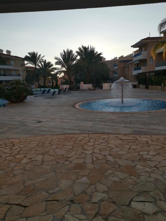 Iris Village, Near Kings Avenue Mall - By Imh Travel & Tours Paphos Eksteriør bilde