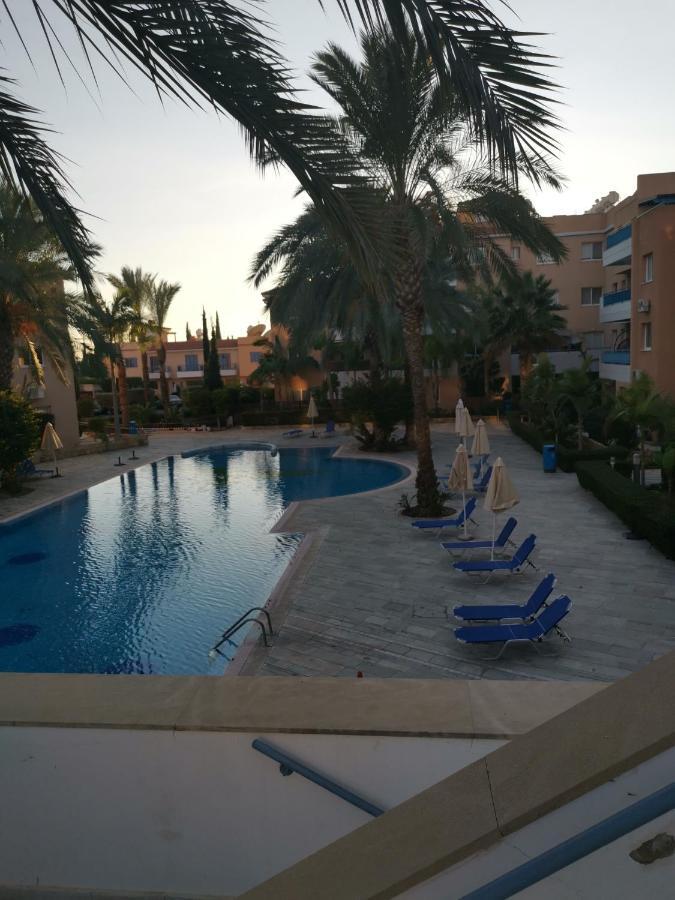 Iris Village, Near Kings Avenue Mall - By Imh Travel & Tours Paphos Eksteriør bilde