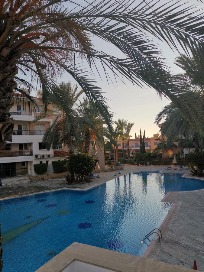 Iris Village, Near Kings Avenue Mall - By Imh Travel & Tours Paphos Eksteriør bilde
