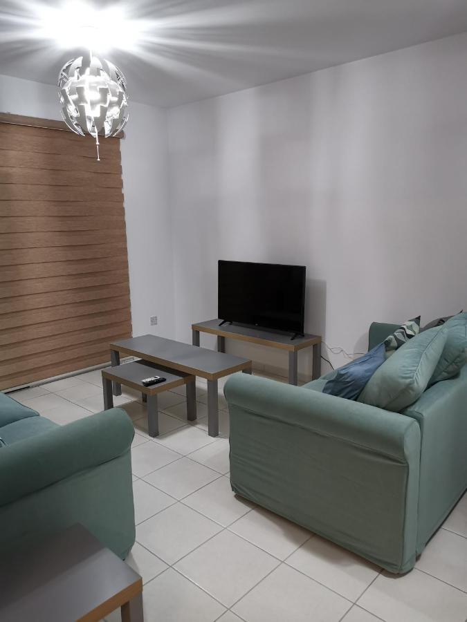 Iris Village, Near Kings Avenue Mall - By Imh Travel & Tours Paphos Eksteriør bilde