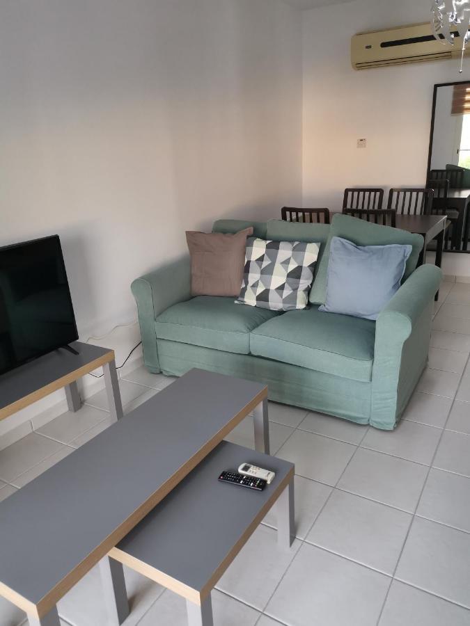 Iris Village, Near Kings Avenue Mall - By Imh Travel & Tours Paphos Eksteriør bilde