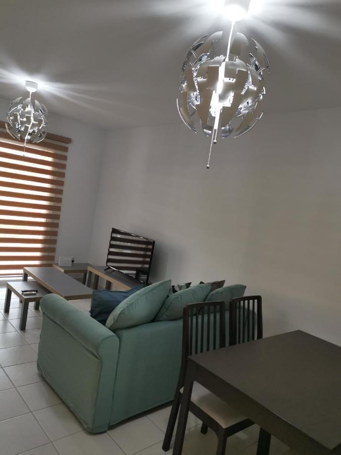 Iris Village, Near Kings Avenue Mall - By Imh Travel & Tours Paphos Eksteriør bilde