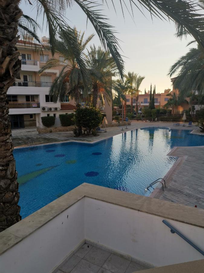 Iris Village, Near Kings Avenue Mall - By Imh Travel & Tours Paphos Eksteriør bilde