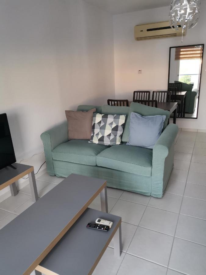 Iris Village, Near Kings Avenue Mall - By Imh Travel & Tours Paphos Eksteriør bilde