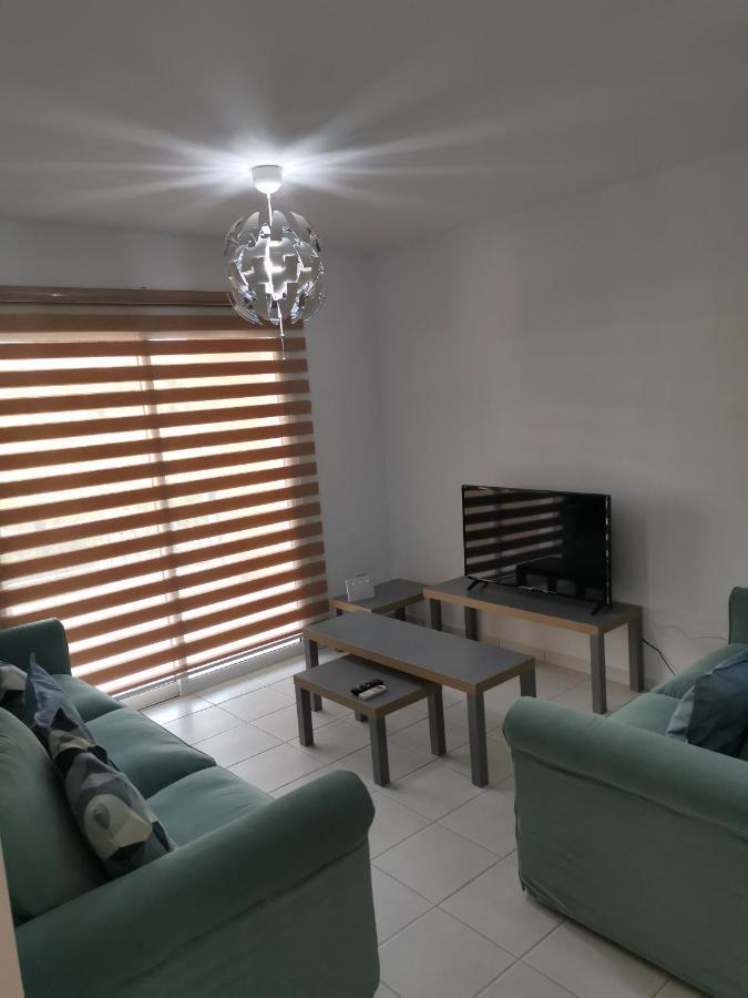 Iris Village, Near Kings Avenue Mall - By Imh Travel & Tours Paphos Eksteriør bilde